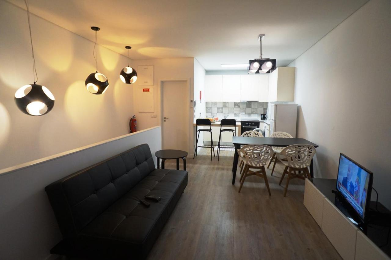 Stylish House - Air Cond, Breakfast, Free Parking, By Porto With Love Lda Vila Nova de Gaia Bagian luar foto